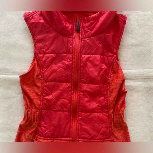 The North Face Bright Orange Quilted Puffer Vest Stretch Sides Hooded XS - Picture 5 of 11